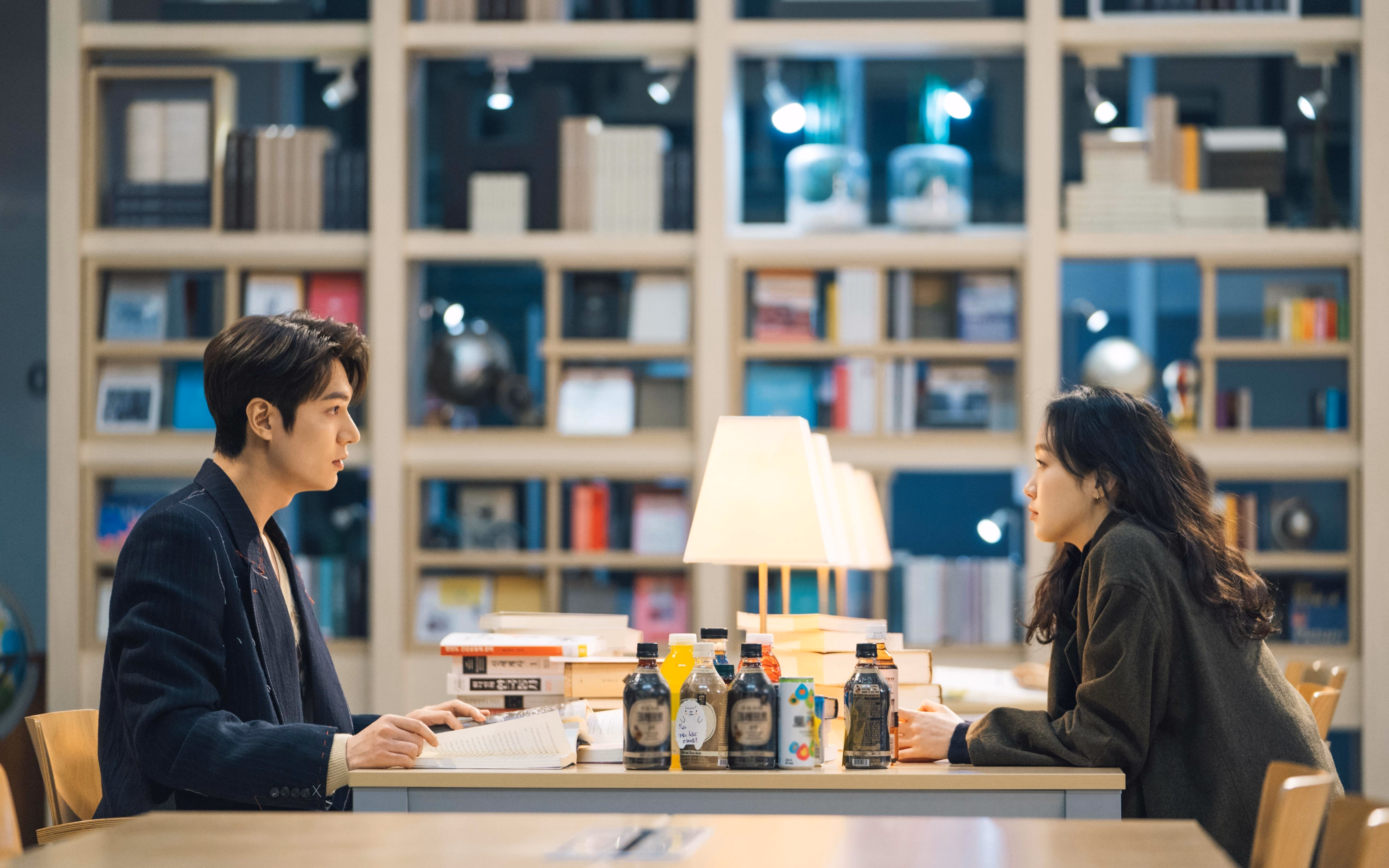 开云体育app在线-黄蜂公布新秀阵容大洗牌，黄蜂今年新秀